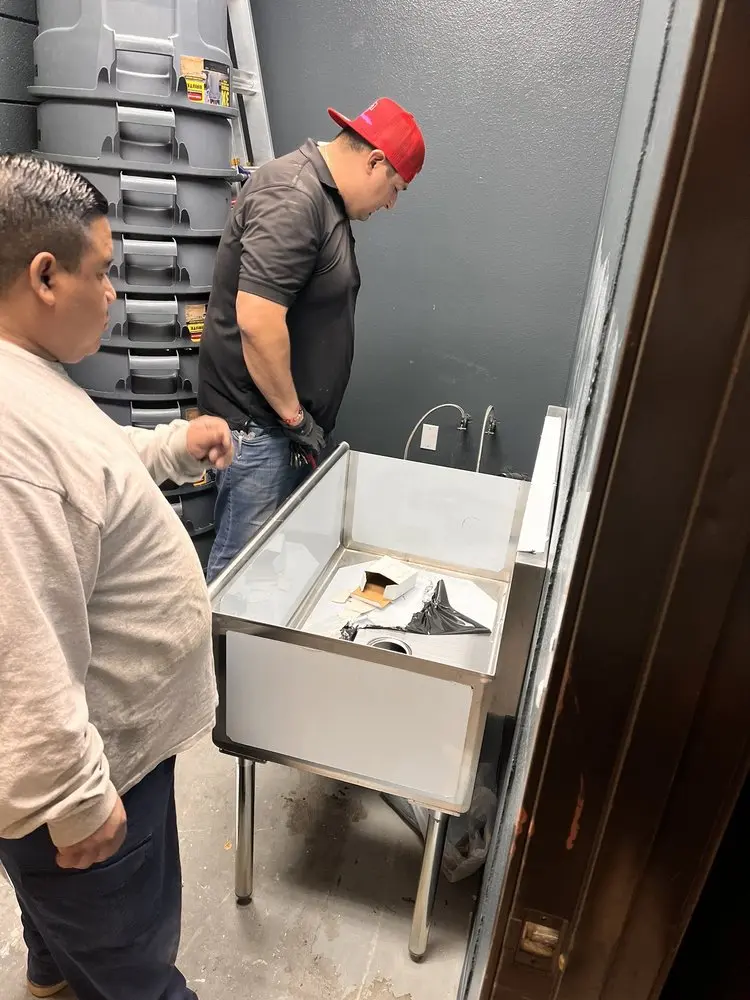 Commercial plumbing and sink installation in Hurst Park